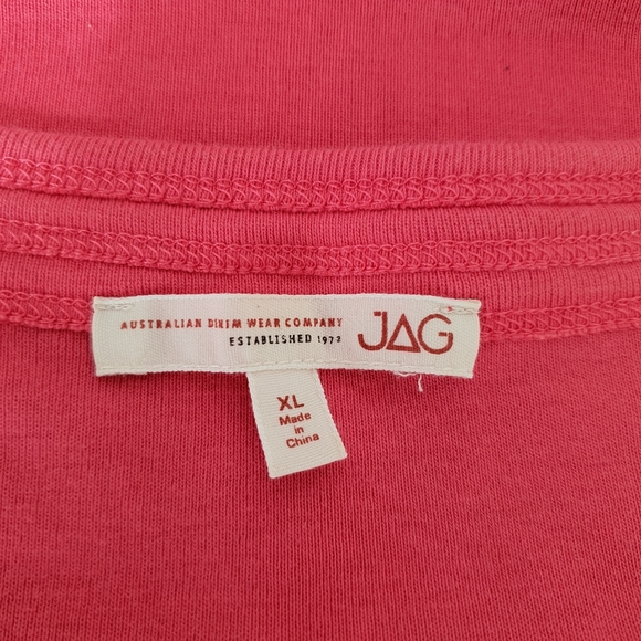 Jag Tank Top - Picture 7 of 8